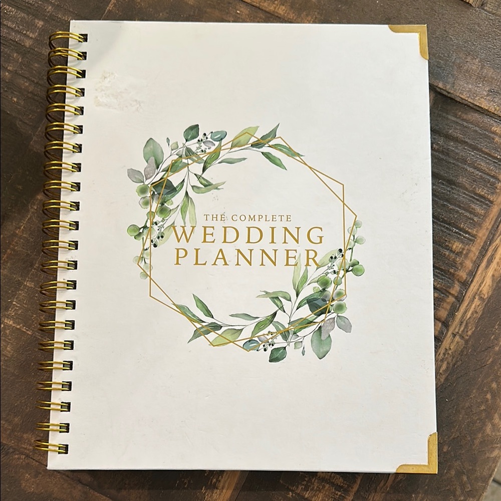 Elegant White and Gold Wedding Planner